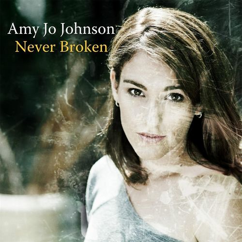 Amy Jo Johnson