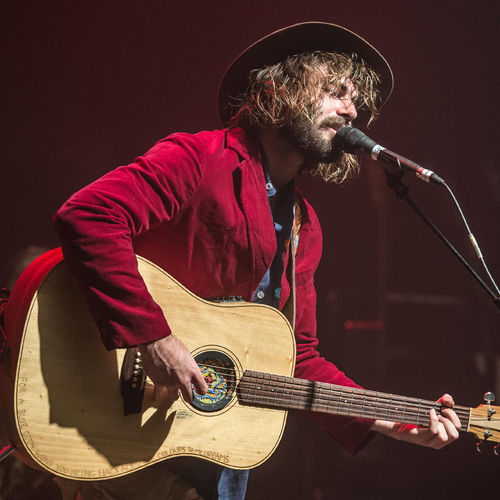 Angus Stone
