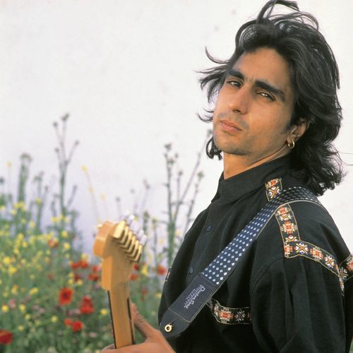 Antonio Flores