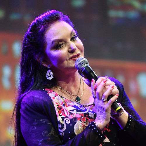 Crystal Gayle