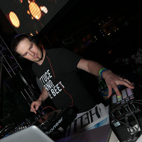 Darude