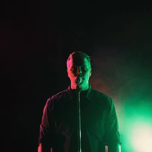 Devin Shelton