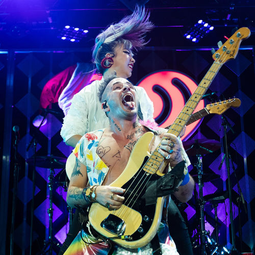 Dnce