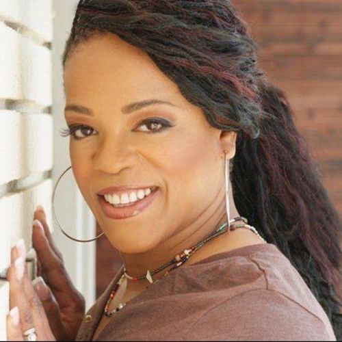 Evelyn Champagne King