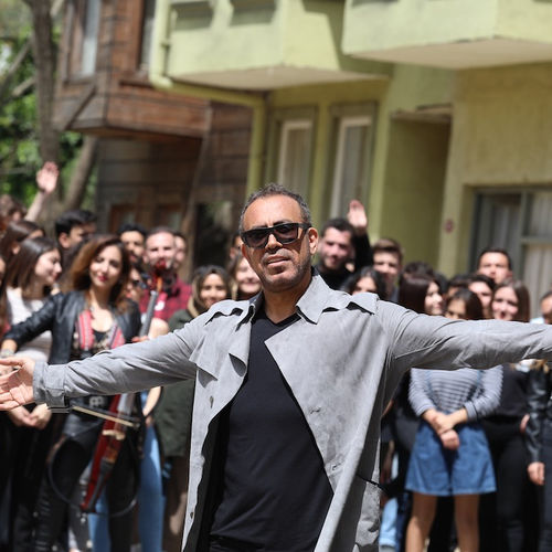 Haluk Levent