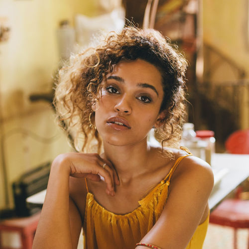 izzy bizu