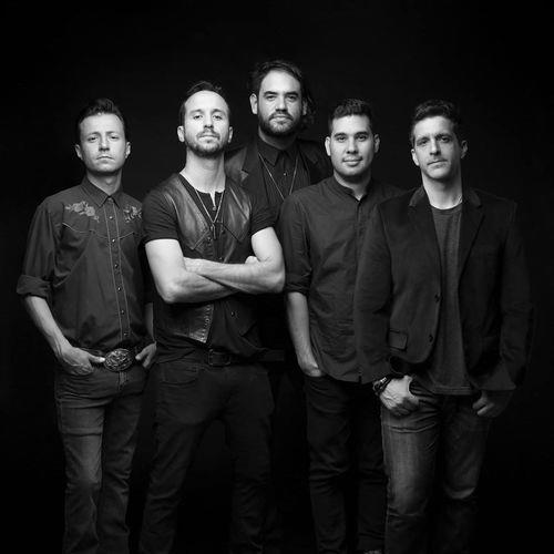Los Claxons