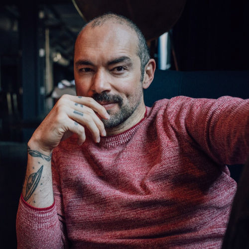Santiago Cruz