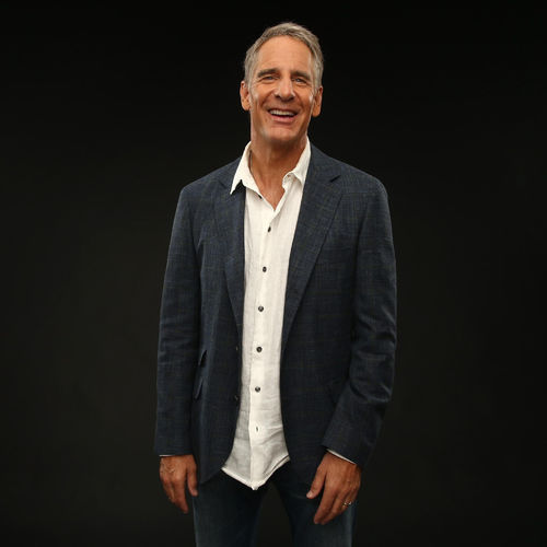 Scott Bakula
