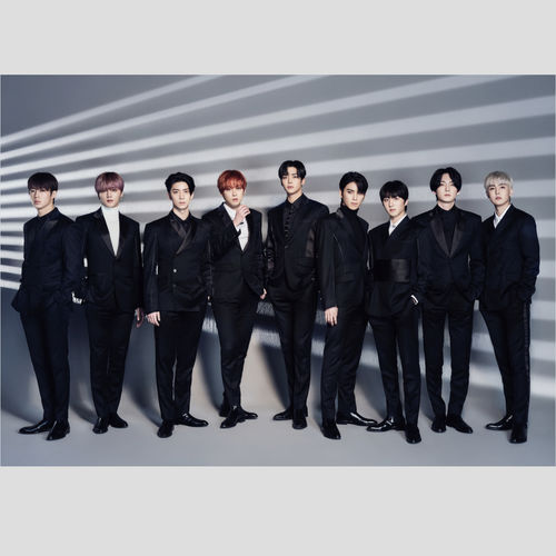 SF9