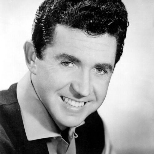 Sonny James